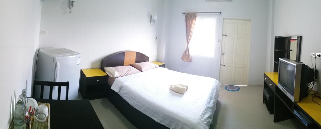 Charoen Apartment Hotel Trang Exterior foto